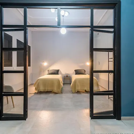 Apartment Home2book Bright Retreat With Terrace, Vegueta *
