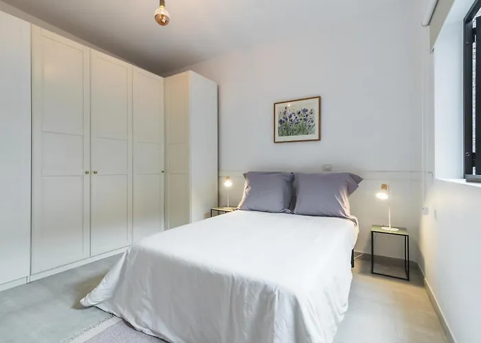 Home2book 300 M2 House With Terrace, Vegueta Hébergement de vacances *